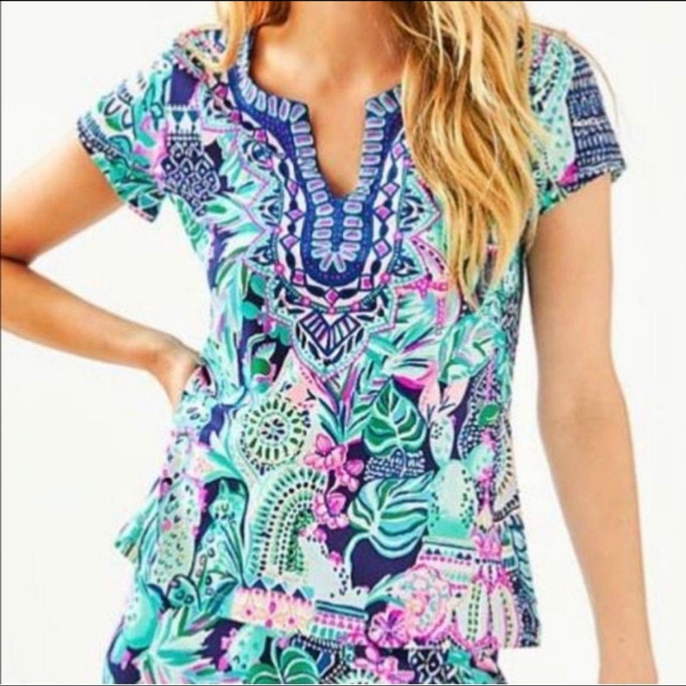 Lilly Pulitzer Alora Short Sleeve Shirt in Looking Sharp XS - Picture 2 of 4